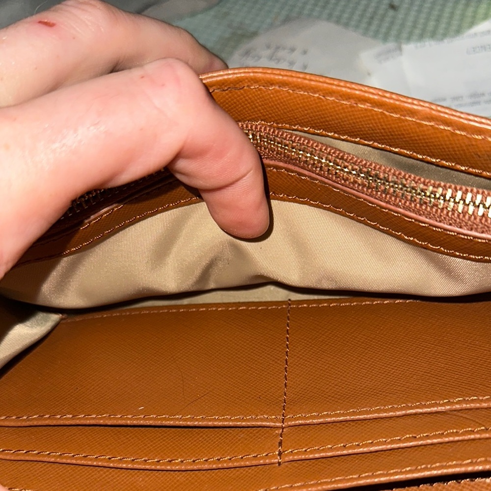 Tory Burch Tan Leather Wallet - Picture 6 of 11